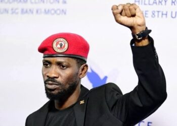 Ouganda : en fuite, Bobi Wine conteste la réélection de Yoweri Museveni et appelle à la désobéissance