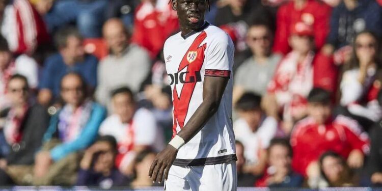 Sacré avec le Sénégal, ignoré par son club : le tweet de Pathé Ciss qui secoue le Rayo Vallecano