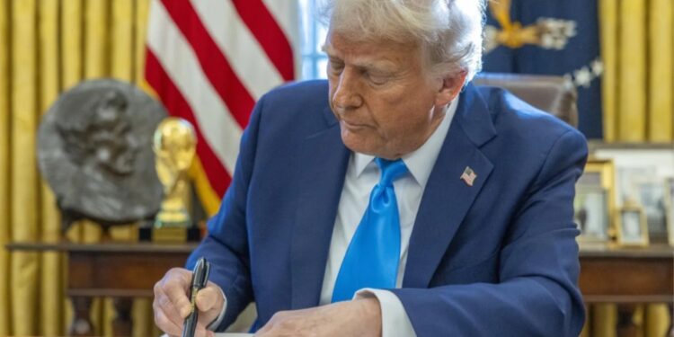 Trump annonce le retrait des États-Unis de 66 organisations et traités internationaux, l&rsquo;Afrique impactée !