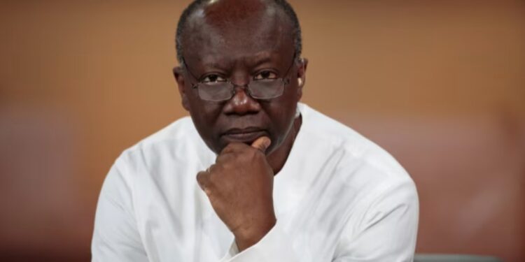États-Unis : l’ancien ministre ghanéen des Finances Kenneth Ofori-Atta détenu par l’ICE