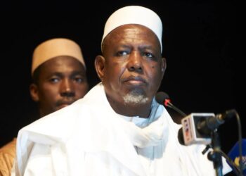 Au Mali, l&rsquo;imam Dicko peut-il rassembler contre la junte ?