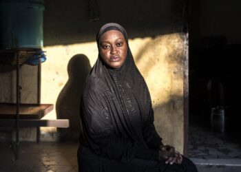 Une jeune mère guinéenne séparée de son bébé au Bélarus