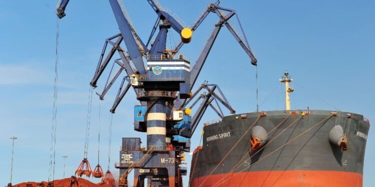 Mines : la Guinée visée par deux sérieuses réclamations portant sur près 30 milliards $ devant le CIRDI