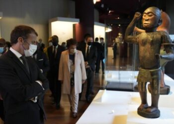 France : le Senat examine une loi-cadre pour simplifier la restitution des biens culturels africains volés