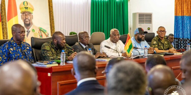 « Le temps de la transition et de la gestion de crises est désormais derrière nous » : Bah Oury réinstallé à la Primature