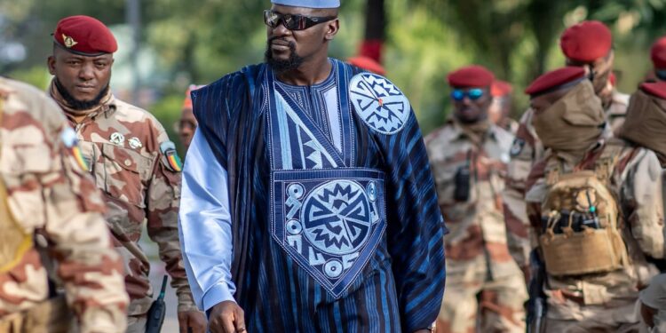 Le Général-Stratège : Comment Doumbouya a brisé l’isolement de la Guinée (Portrait)