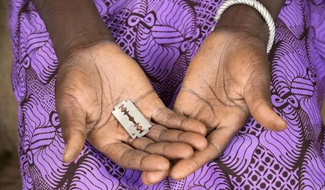 Journée internationale de tolérance zéro aux MGF : la lutte contre l’excision menacée en Gambie ?