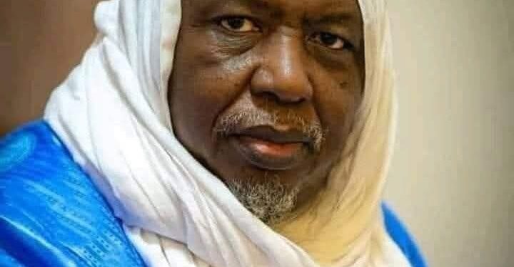 Mali : l’imam Mahmoud Dicko appelle à un dialogue urgent pour mettre fin au « bain de sang »
