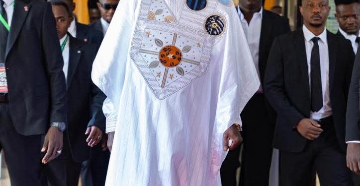 « La Guinée, depuis nos pères fondateurs, a toujours porté haut l’idéal panafricain » : Doumbouya au 39ᵉ sommet de l’UA