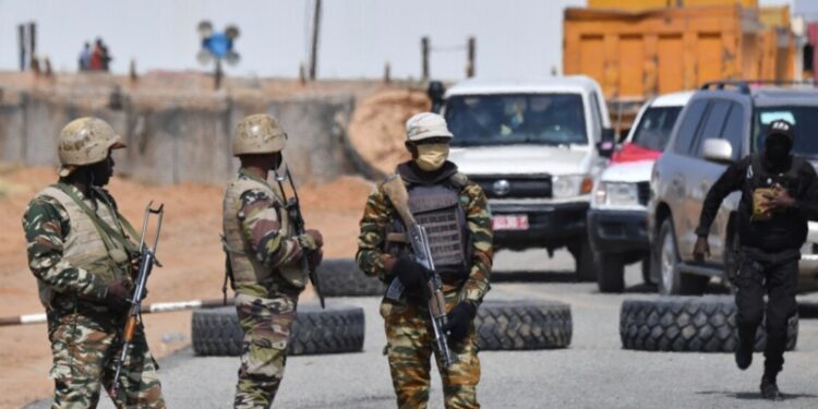 Nigéria : nouvelle attaque armée à Agwara, un poste de police et une église incendiés, cinq personnes enlevées