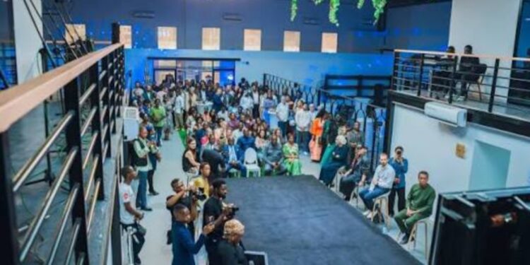 À Kinshasa, un nouvel institut veut révolutionner la mode africaine