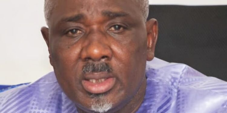 Affaire Farba Ngom : la défense dénonce une “collision dangereuse” des pouvoirs et menace de poursuites