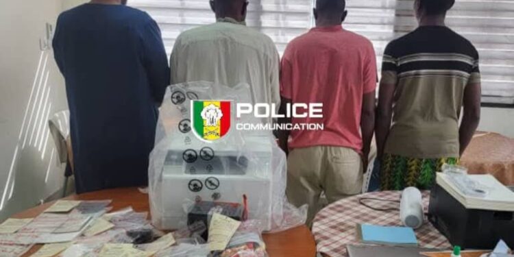 Ouakam : l’Opération « LIMA-SIERRA » frappe au coeur d’un laboratoire de faux documents