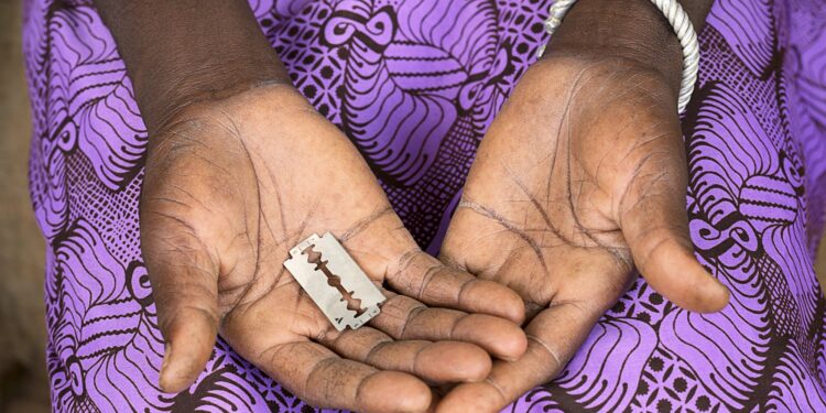 L&rsquo;excision, une souffrance à vie qui pourrait redevenir légale en Gambie