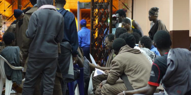 Charters pour Conakry : l’Allemagne expulse, la Guinée encaisse, et la diaspora étouffe