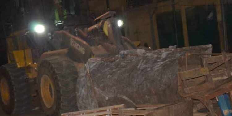 Madina : opération nocturne pour libérer les emprises de la route Niger