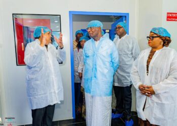 Guinée : une première usine pharmaceutique inaugurée, cap sur la souveraineté sanitaire