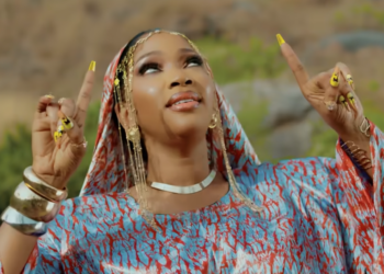 Djélikaba Bintou Kouyaté, une star fabriquée, une mythologie surfaite