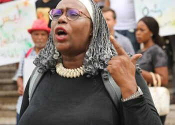 Tunisie : la condamnation de Saadia Mosbah à 8 ans de prison suscite une vague d’indignation