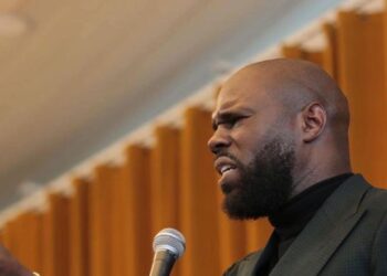 Afrique du Sud : l’activiste Kemi Seba arrêté, une procédure d’extradition en cours