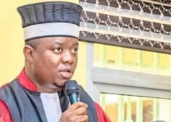 Guinée : interdiction de sortie du territoire pour plus de 100 cadres visés par une enquête