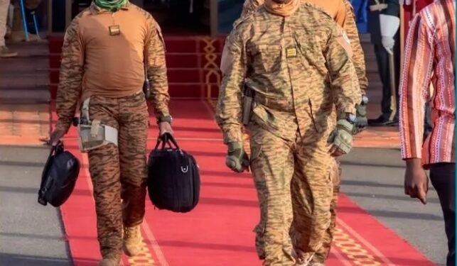Le capitaine Traoré et la démocratie