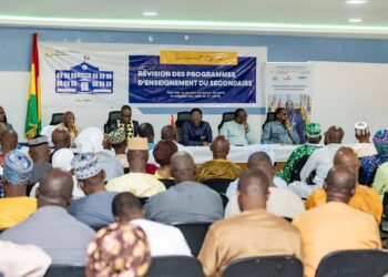 Guinée : lancement de la révision des programmes du secondaire
