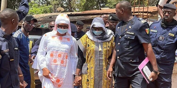 Injures en ligne : Yama Séga et Maya La Solution jugées en flagrant délit à Mafanco