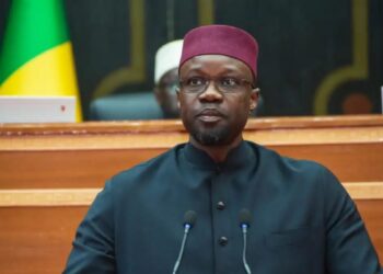 Sénégal : Ousmane Sonko limite les missions à l’étranger pour réduire les dépenses