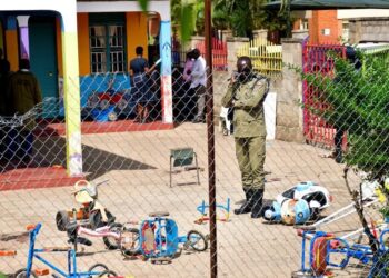 Ouganda : un homme tue quatre enfants dans une maternelle, l’émotion à Kampala