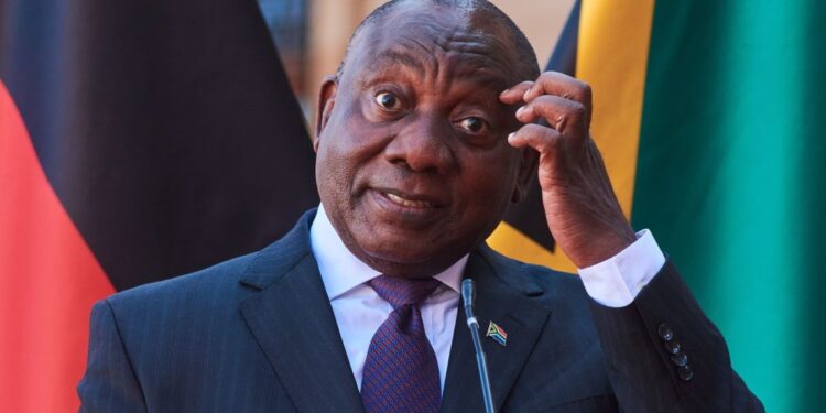 Afrique du Sud : une possible destitution de Cyril Ramaphosa relancée