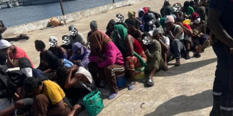 Sénégal : 35 migrants arrêtés avant un départ vers l’Espagne 