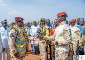 Burkina Faso : 776 engins remis pour accélérer les travaux routiers dans quatre régions