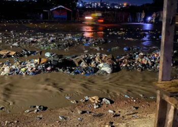 Conakry sous les eaux dès les premières pluies : l’insalubrité mise à nu