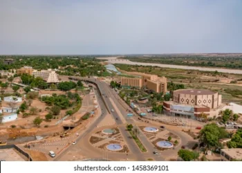 Niger : le salut par la prière, le naufrage par les faits