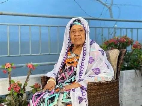 Guinée : Hadja Andrée Touré, mémoire vivante de l’ère Sékou Touré, s’est éteinte au Maroc