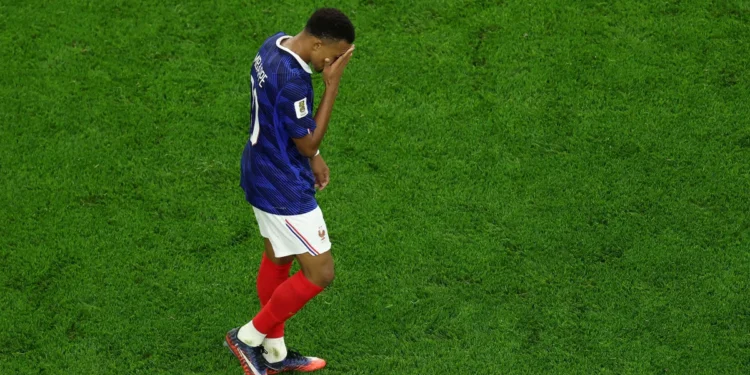 L’Espagne éteint les rêves des Bleus et file en finale