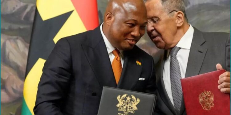 Enrôlement des civils ghanéens dans l’armée russe : indignation d’Accra