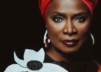 Angélique Kidjo entre dans l’histoire à Hollywood
