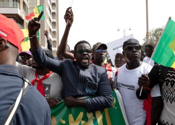 Sénégal : Human Rights Watch dénonce la répression des personnes LGBT+ à l’approche des JO de la jeunesse